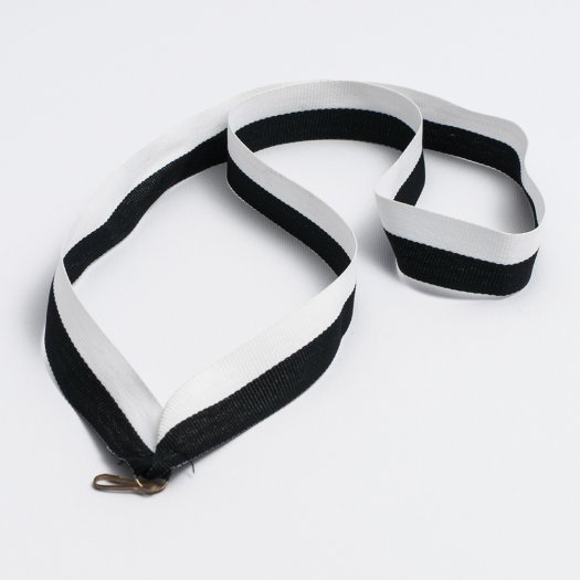 Fekete-fehér szalag