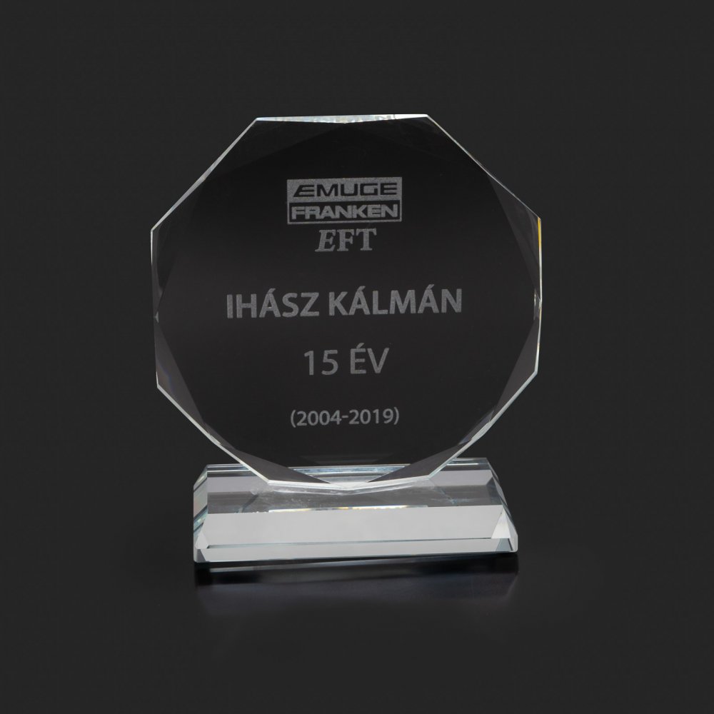 Kristály díj díszdobozzal