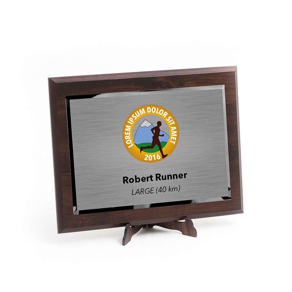 Fa plakett kombináció