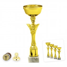 Középkategóriás serleg arany