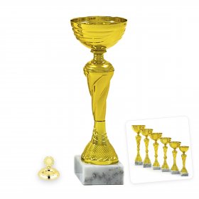 Középkategóriás serleg arany