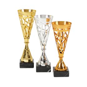 Középkategóriás serleg